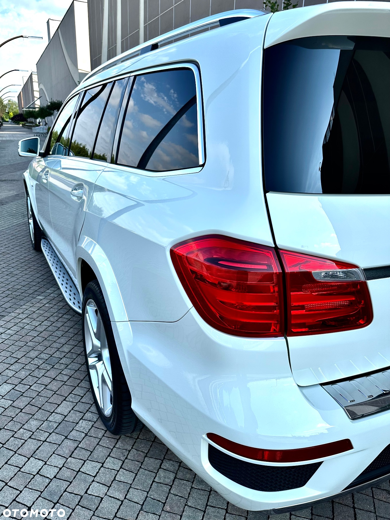 Mercedes-Benz GL 350 CDI BlueEff - 12
