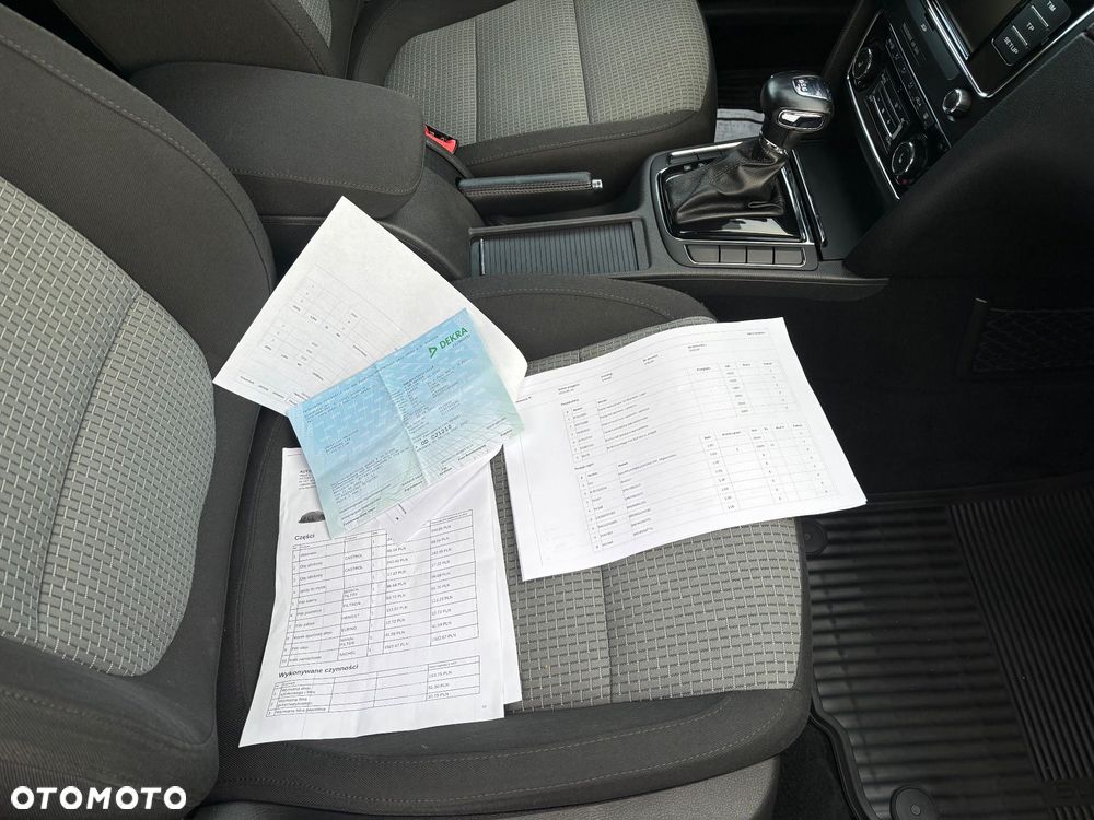 Skoda Superb 2.0 TDI DSG Exclusive - 36