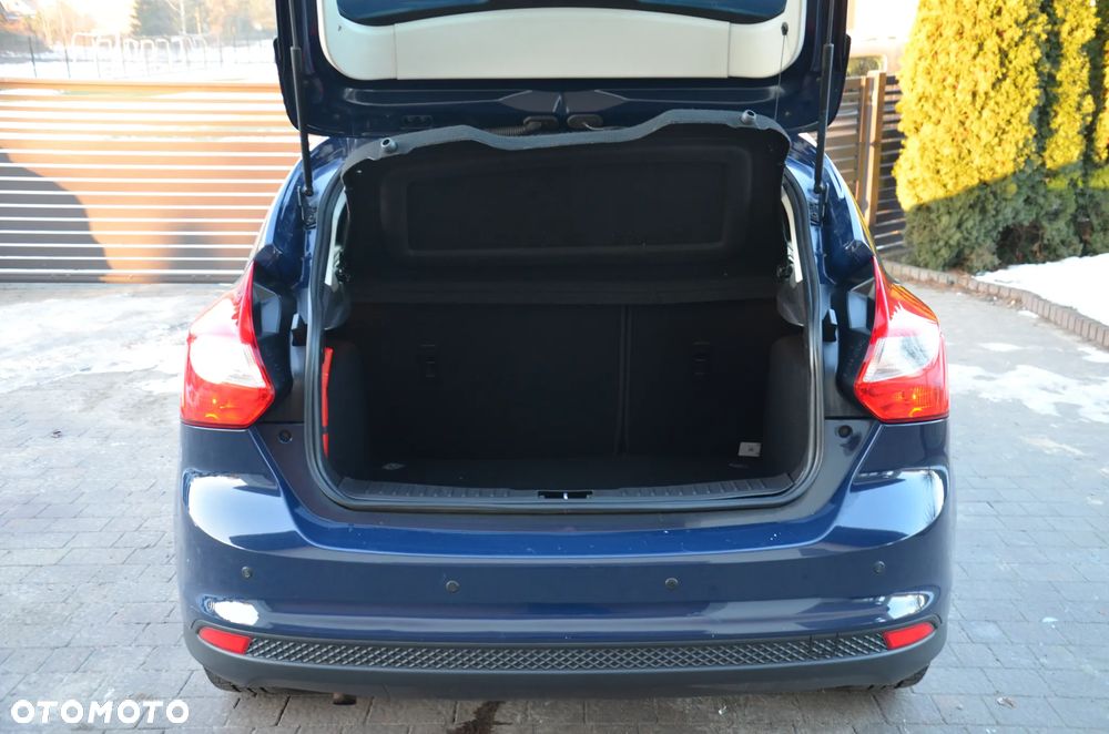 Ford Focus 1.6 Ambiente Start - 16