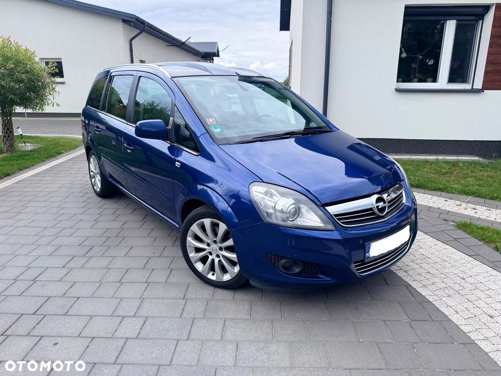 Opel Zafira 1.7 CDTI Cosmo - 1