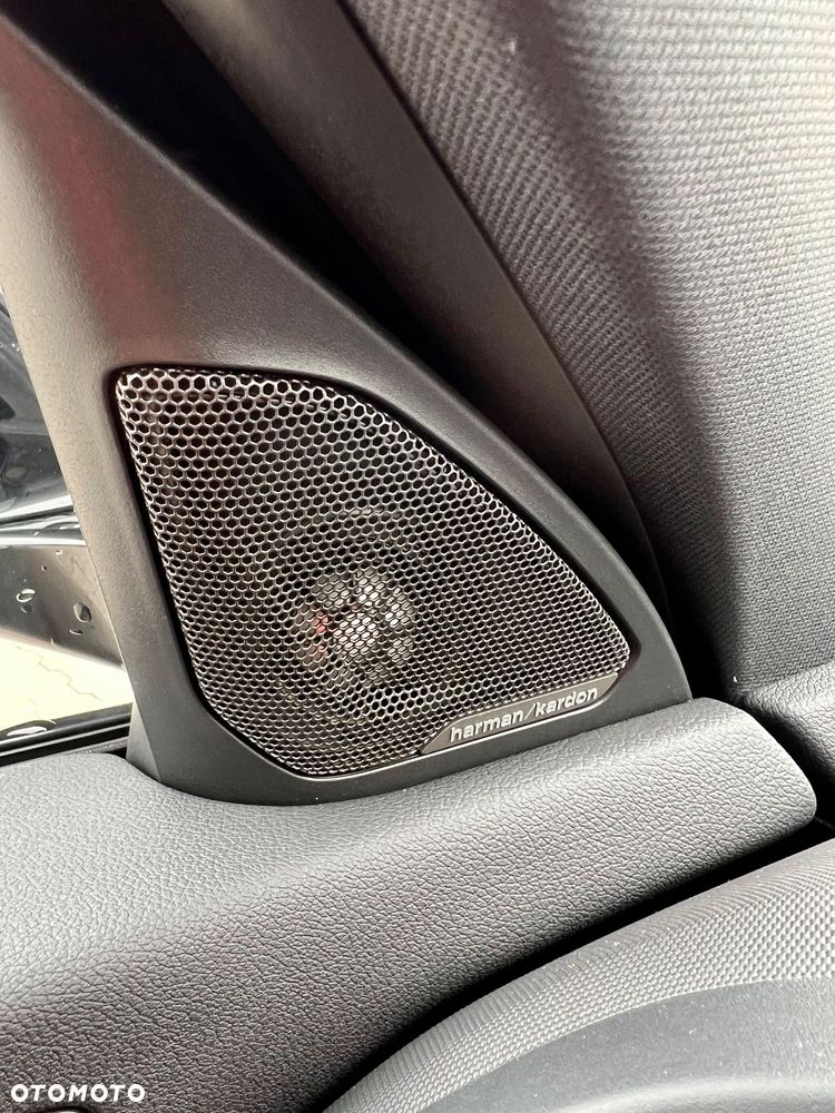 BMW Seria 1 120i M Sport - 9