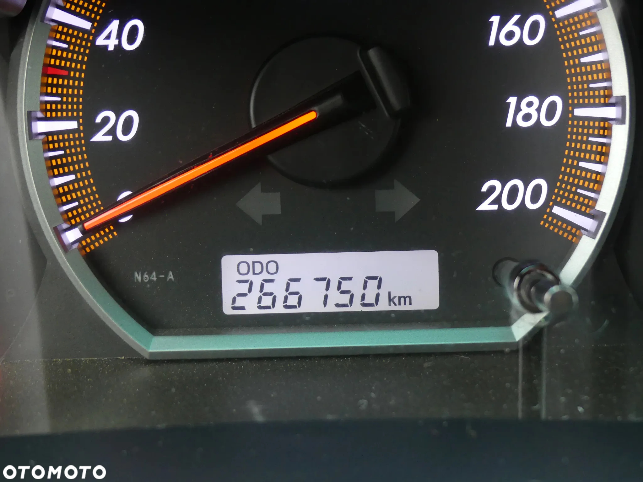 Toyota Hilux 4x4 Double Cab Autm Executive - 13