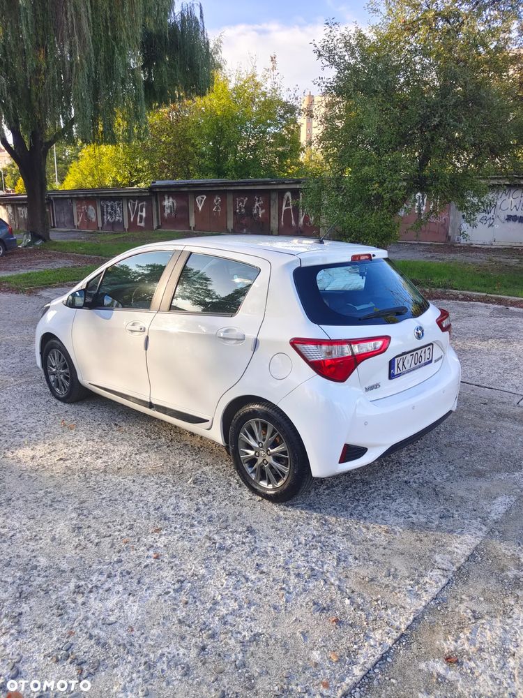Toyota Yaris 1.5 Premium CVT - 9