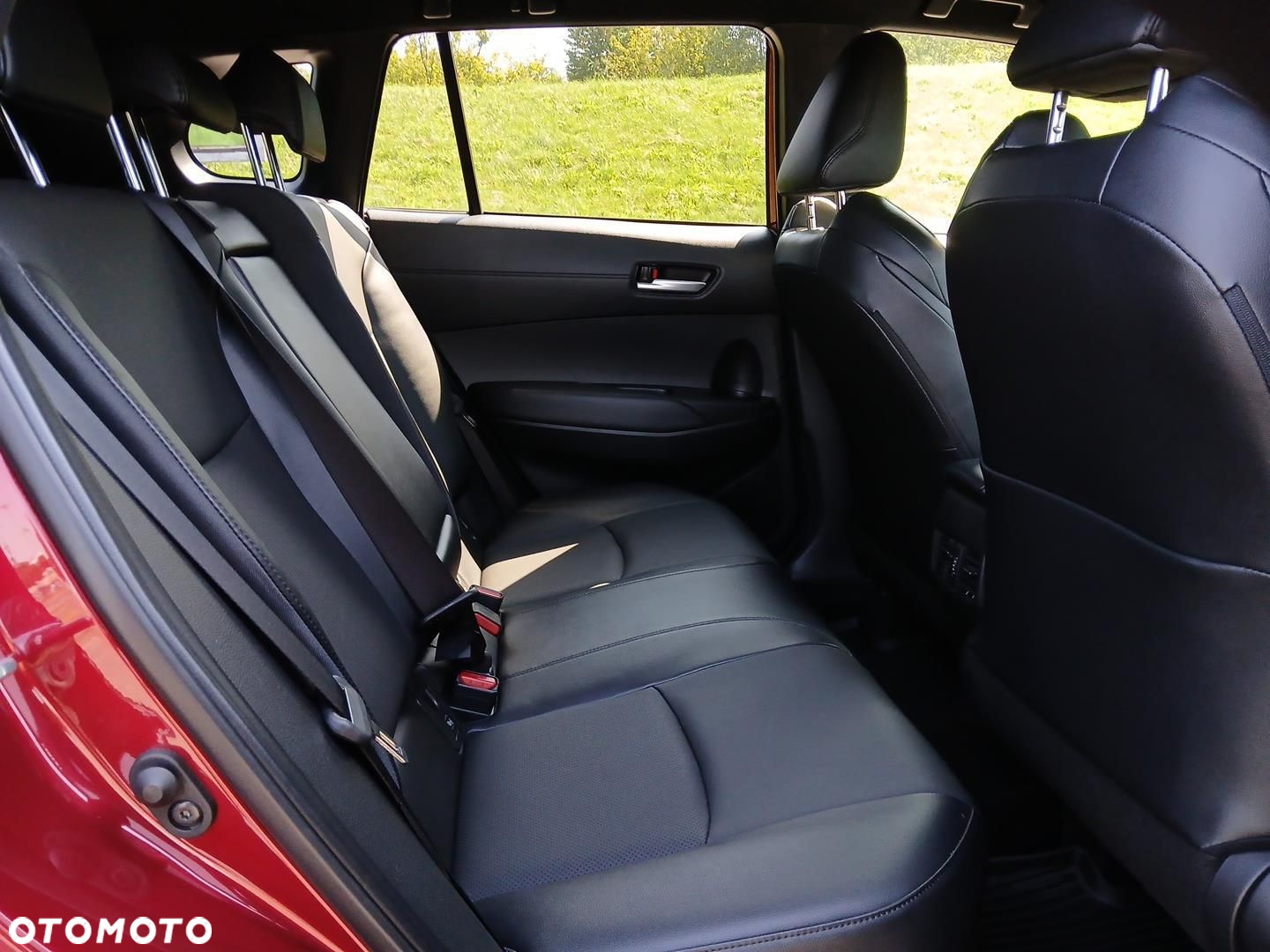 Toyota Corolla Cross 2.0 Hybrid Executive - 16