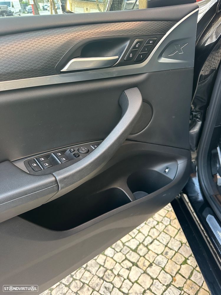 BMW X3 30 e xDrive Pack M - 8