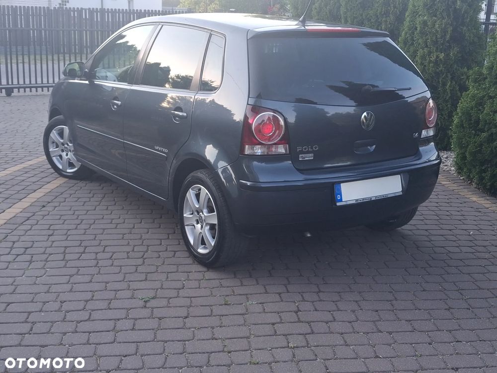 Volkswagen Polo 1.4 16V Highline - 3