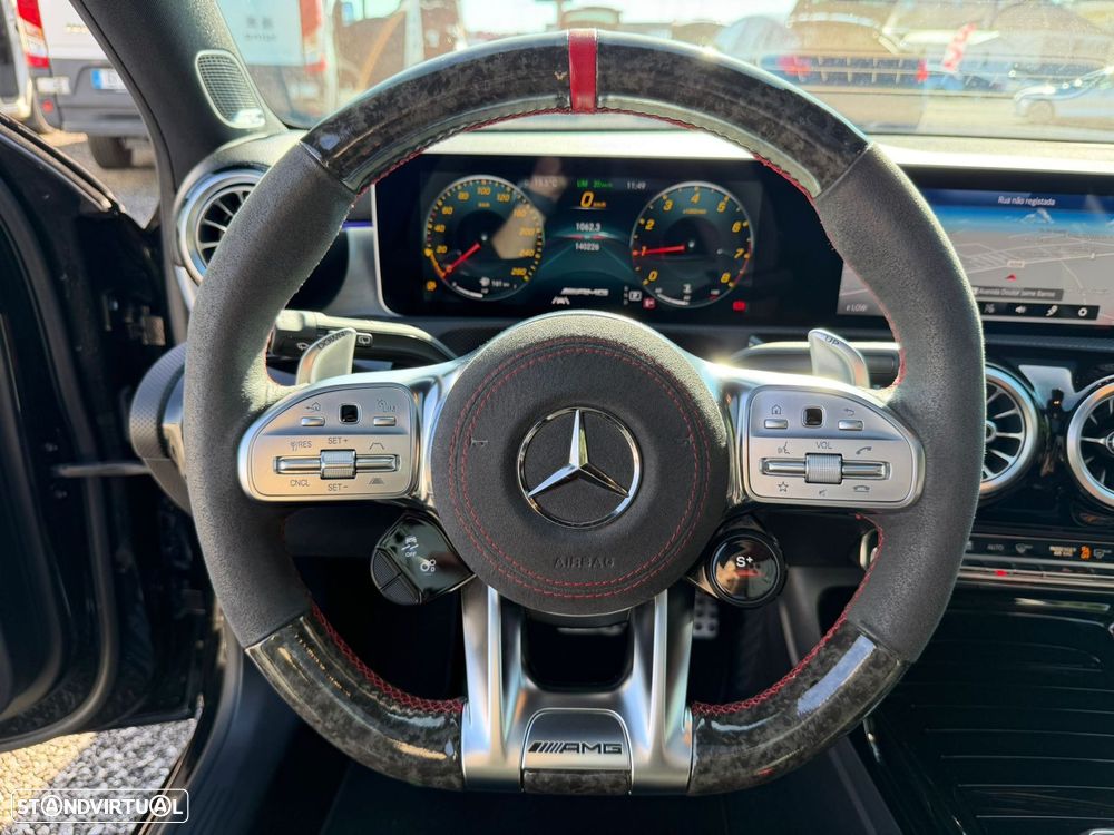 Mercedes-Benz A 35 AMG 4Matic Speedshift DCT 7G - 24