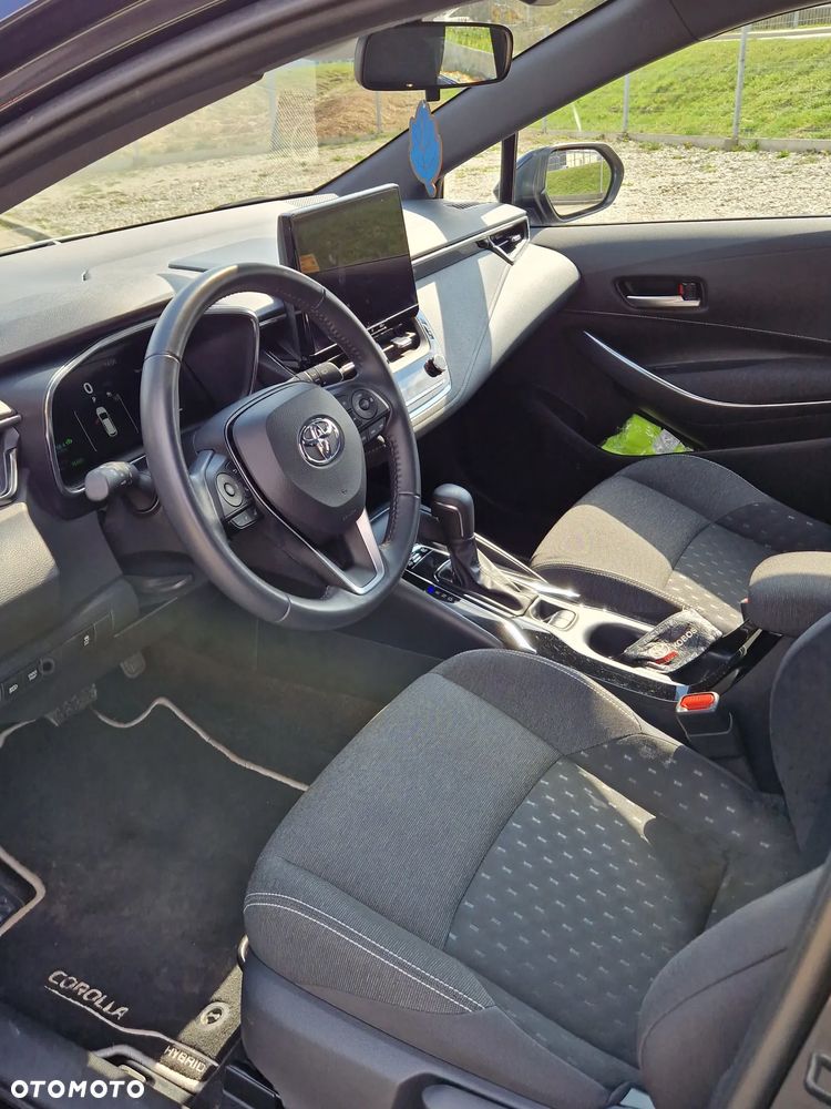 Toyota Corolla - 10