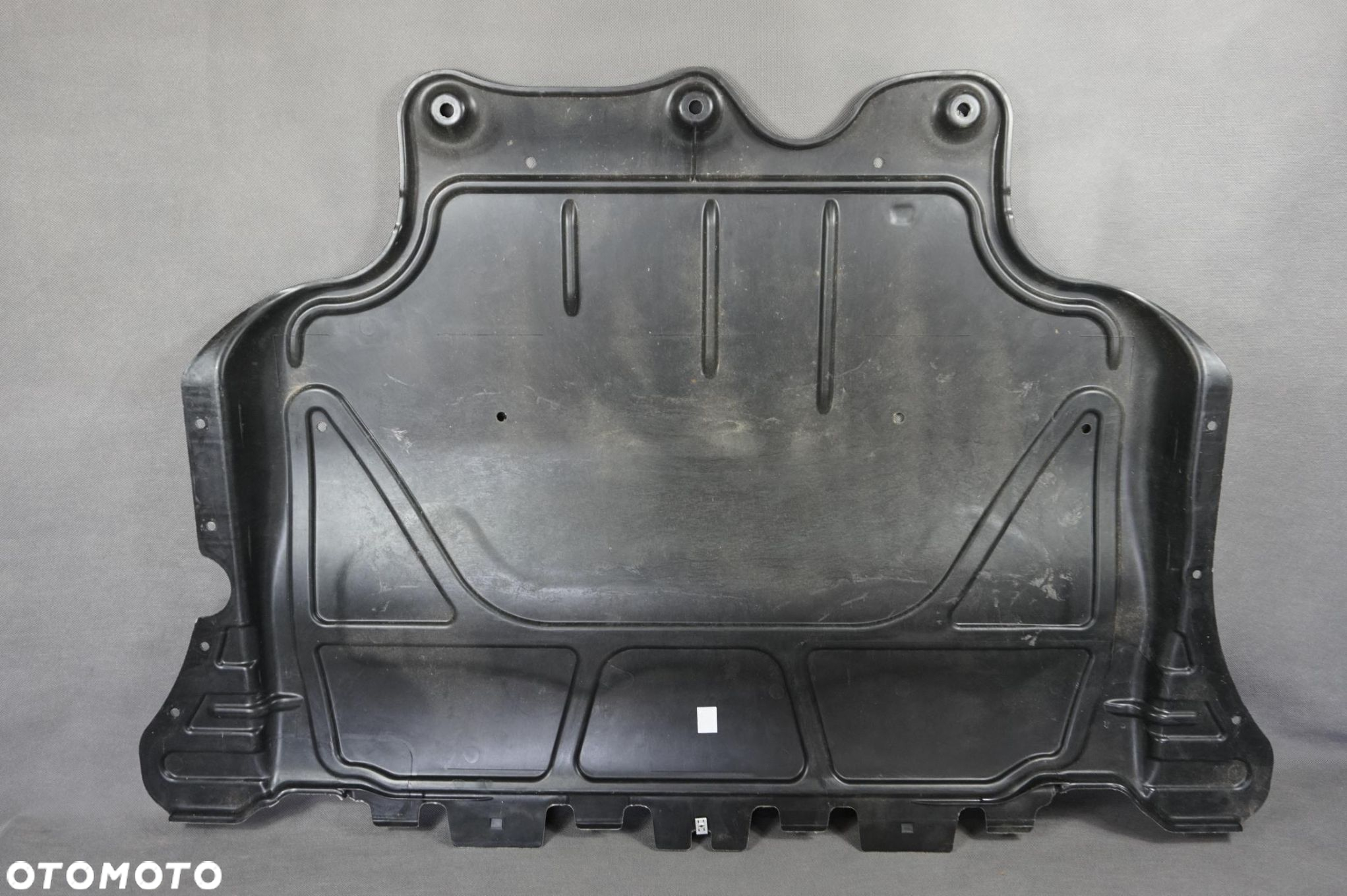 PŁYTA POD SILNIK AUDI Q2 81A 3Q0825235A 3Q0825235E 3Q0825235D 3Q0825235C - 3