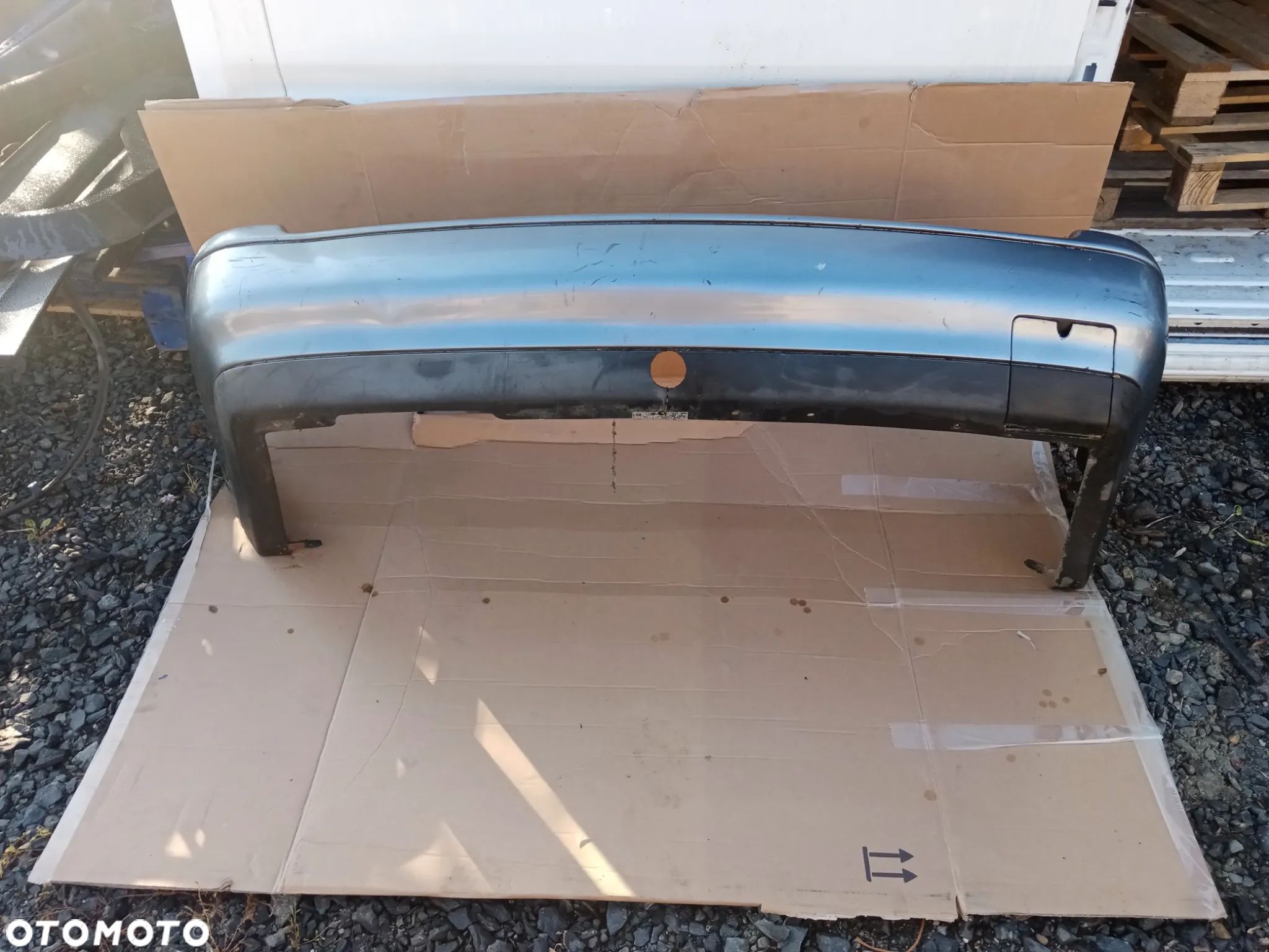 Zderzak tył tylny VW Passat B4 Kombi - 1