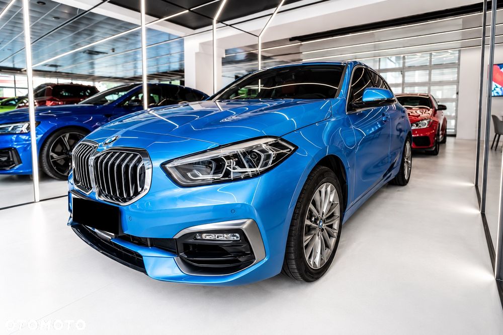 BMW Seria 1 120i Luxury Line - 2