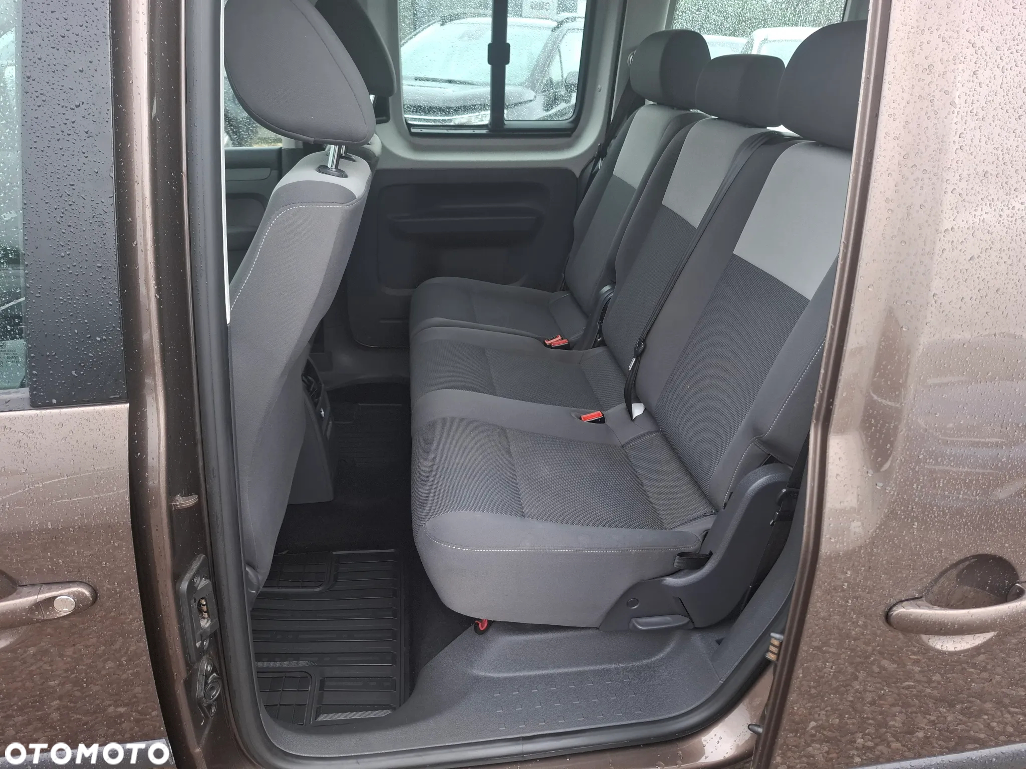 Volkswagen Caddy 1.6 TDI Comfortline Edition - 28