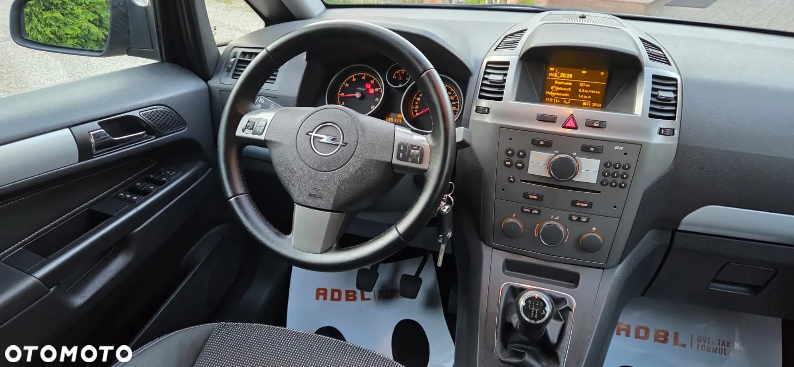 Opel Zafira 1.8 Edition - 32