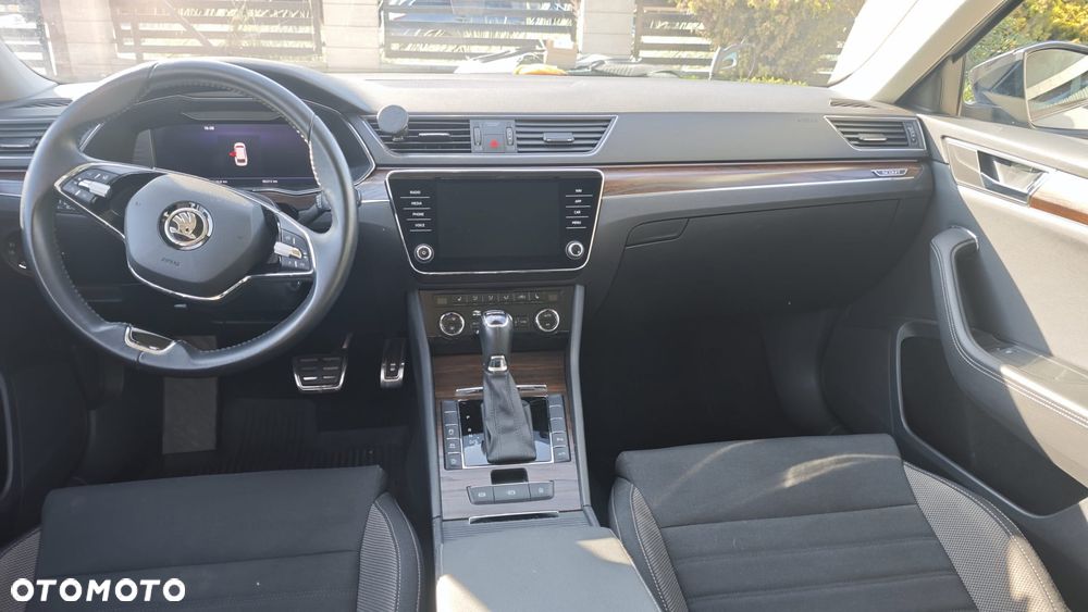 Skoda Superb 2.0 TDI SCR 4x4 Scout DSG - 7