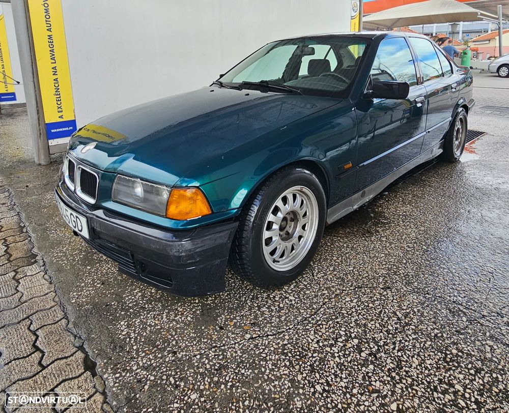BMW 318 iS - 5