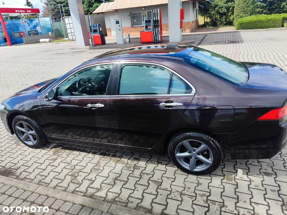 Honda Accord - 4
