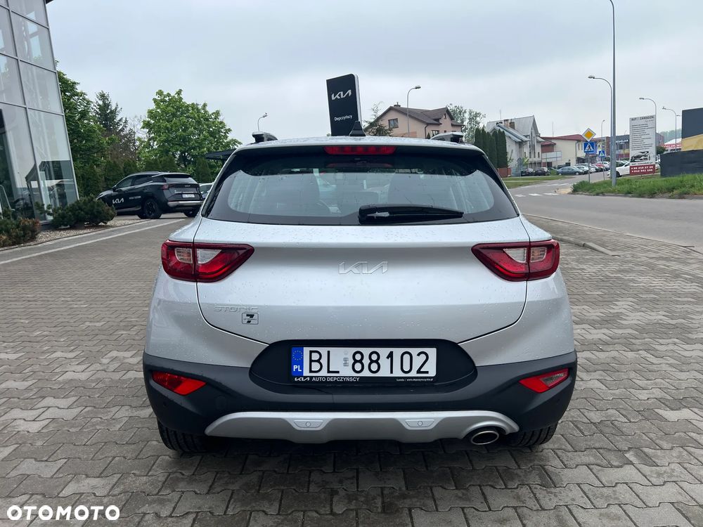 Kia Stonic 1.2 L - 10