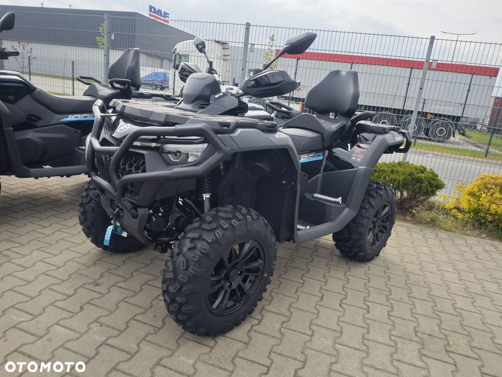 CFMoto CForce - 8