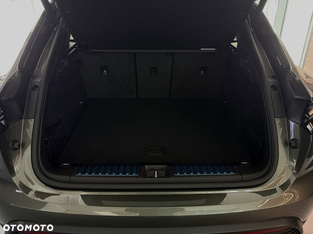 Porsche Macan - 29