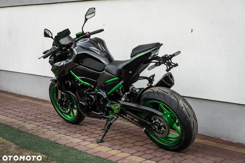 Kawasaki Z - 6