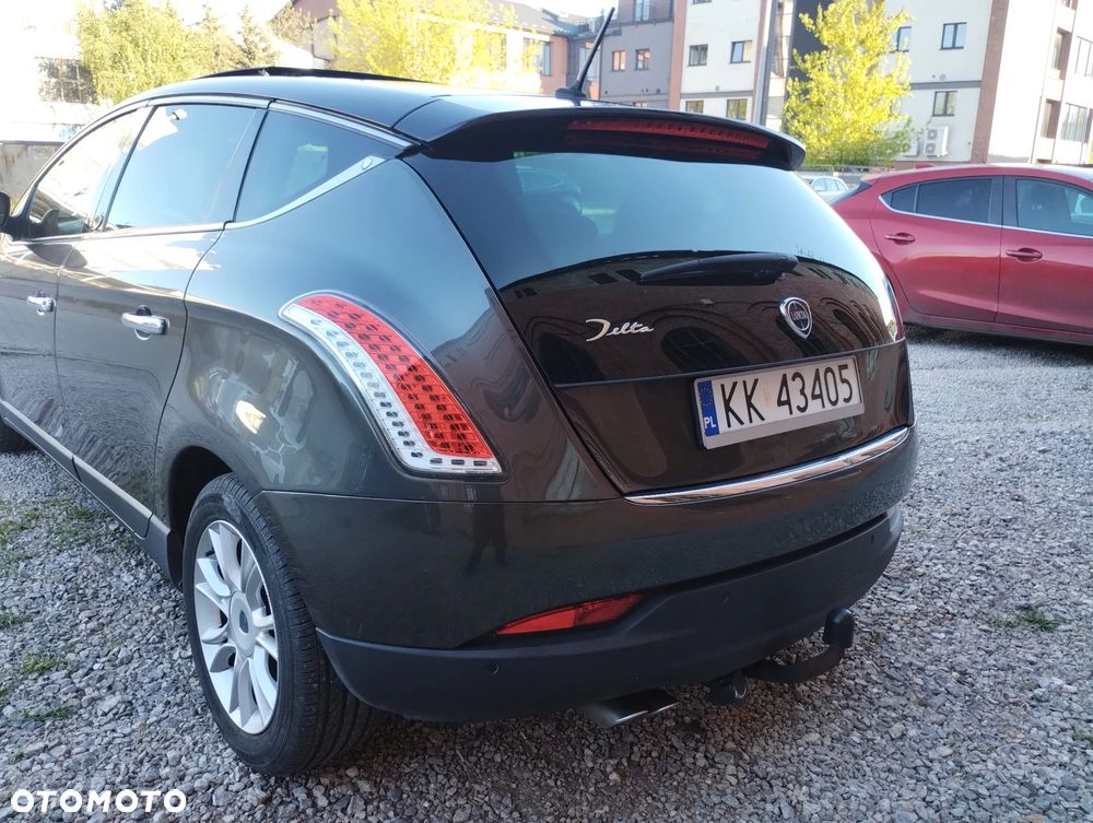 Lancia Delta 2.0 MJ Platino - 10