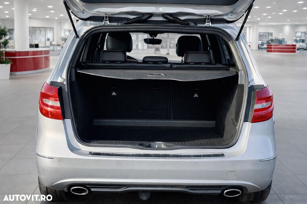 Mercedes-Benz B 180 CDI - 12