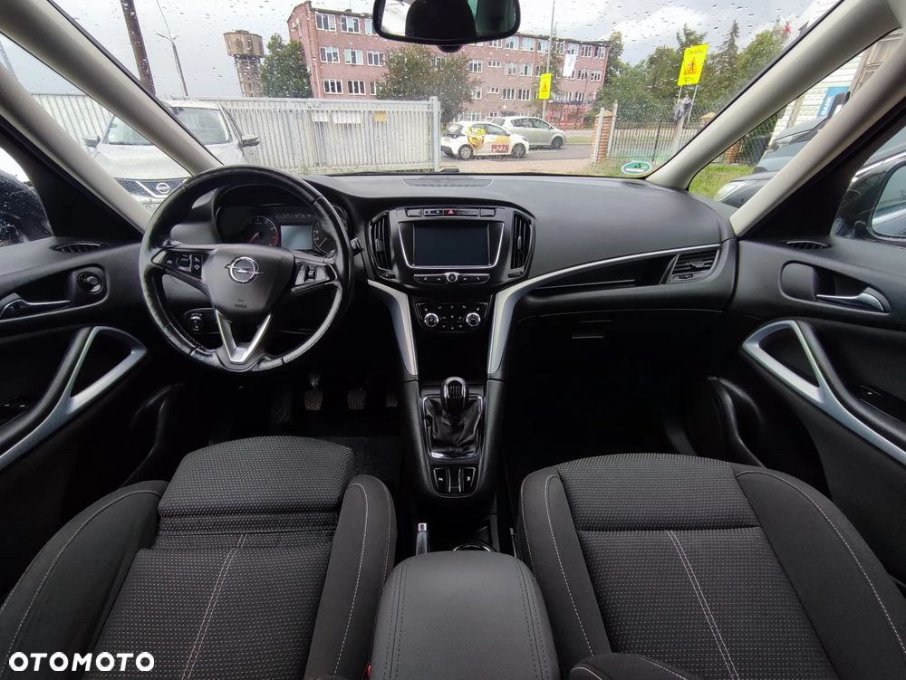 Opel Zafira Tourer 1.4 Turbo ecoFLEX Start/Stop Business Innovation - 28