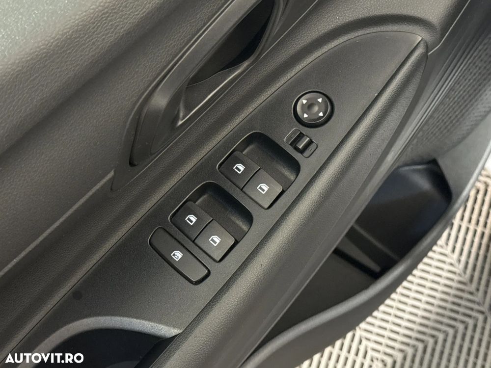 Hyundai i20 - 14