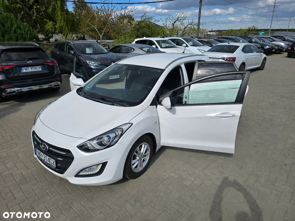 Hyundai i30 - 32