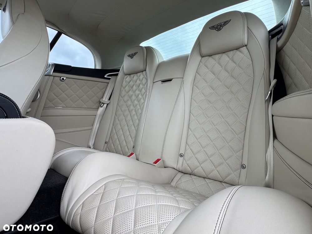 Bentley Continental GT - 18
