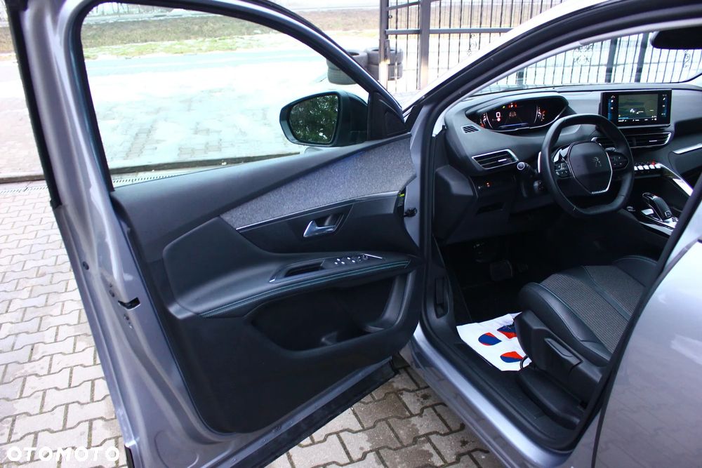 Peugeot 3008 BlueHDi 130 Stop & Start EAT8 Allure - 29