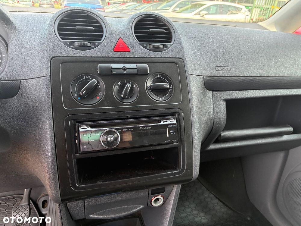Volkswagen Caddy MAXI - 13