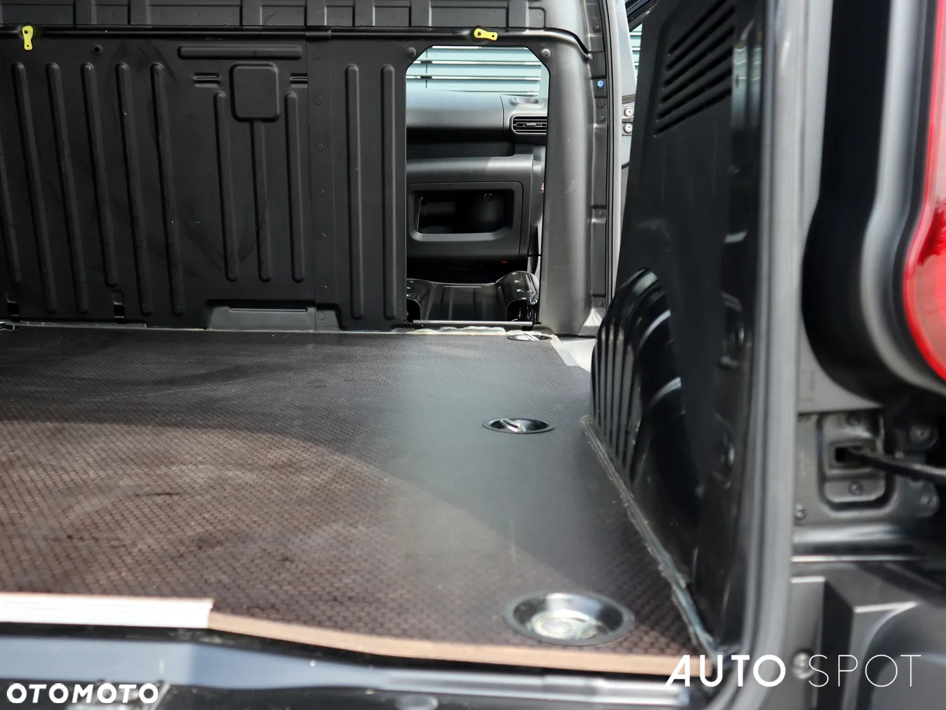 Toyota Proace City Furgon Active 1.5 D-4D 100 KM - 37