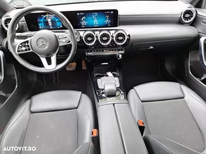 Mercedes-Benz A 200 d Aut. - 10