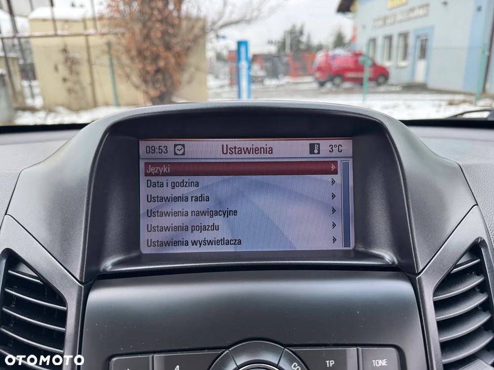 Chevrolet Orlando - 34