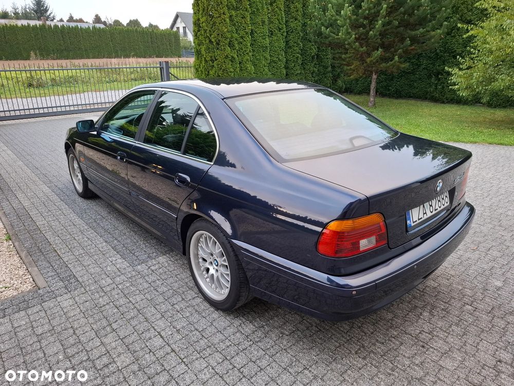 BMW Seria 5 525i - 5