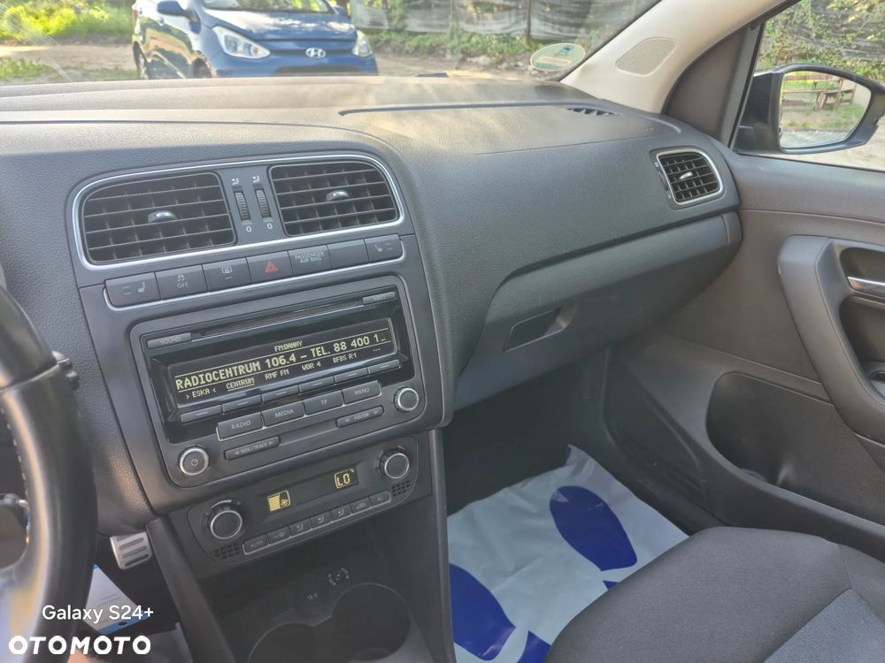 Volkswagen Polo 1.6 TDI Blue Motion Style - 11