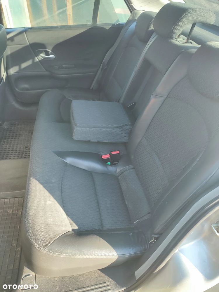 Renault Laguna 2.0 Luxe Privilege - 4