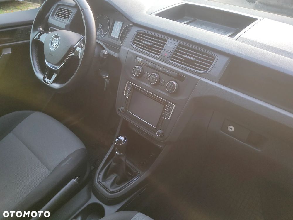 Volkswagen Caddy - 11