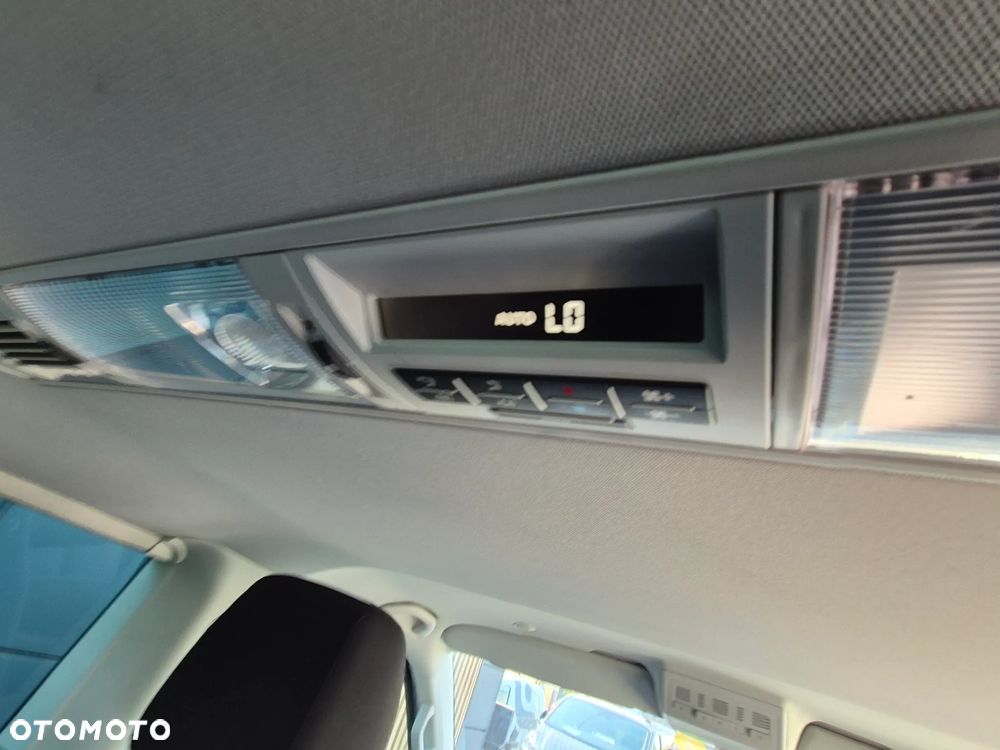 Volkswagen Multivan 2.0 TDI L1 Comfortline DSG - 31