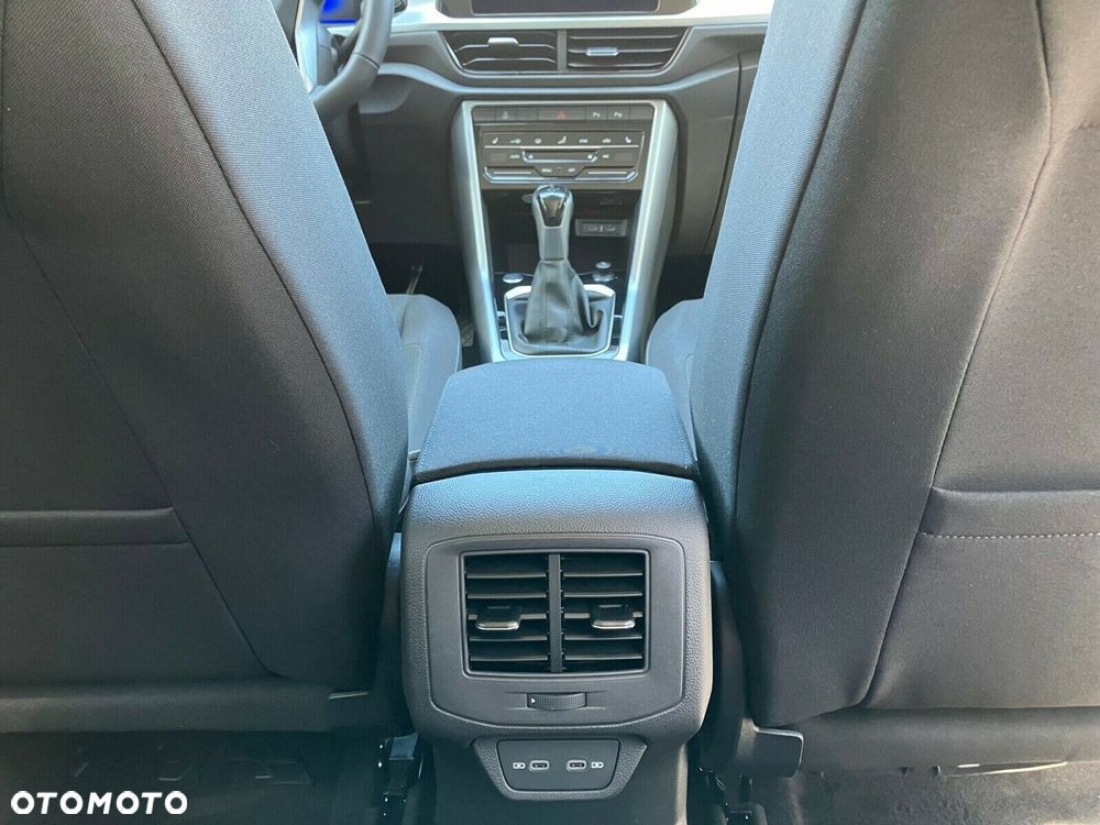 Volkswagen T-Roc - 28
