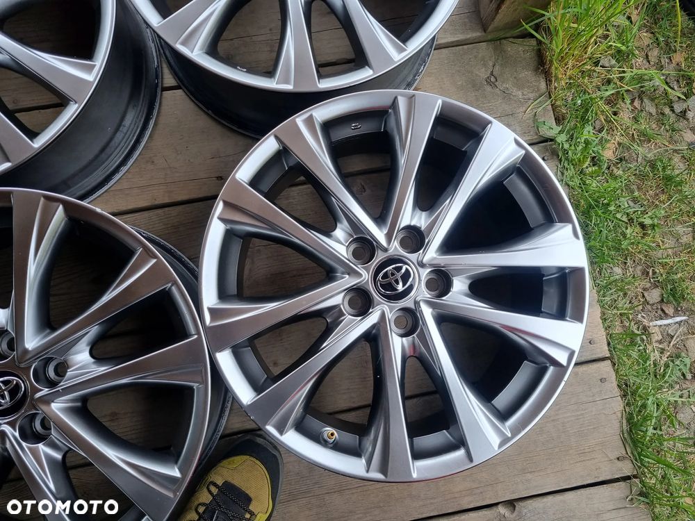 TOYOTA RAV-4,AVENSIS, C-HR,COROLLA,SUZUKI 7,5X18 ET45 5x114,3 super stan - 5