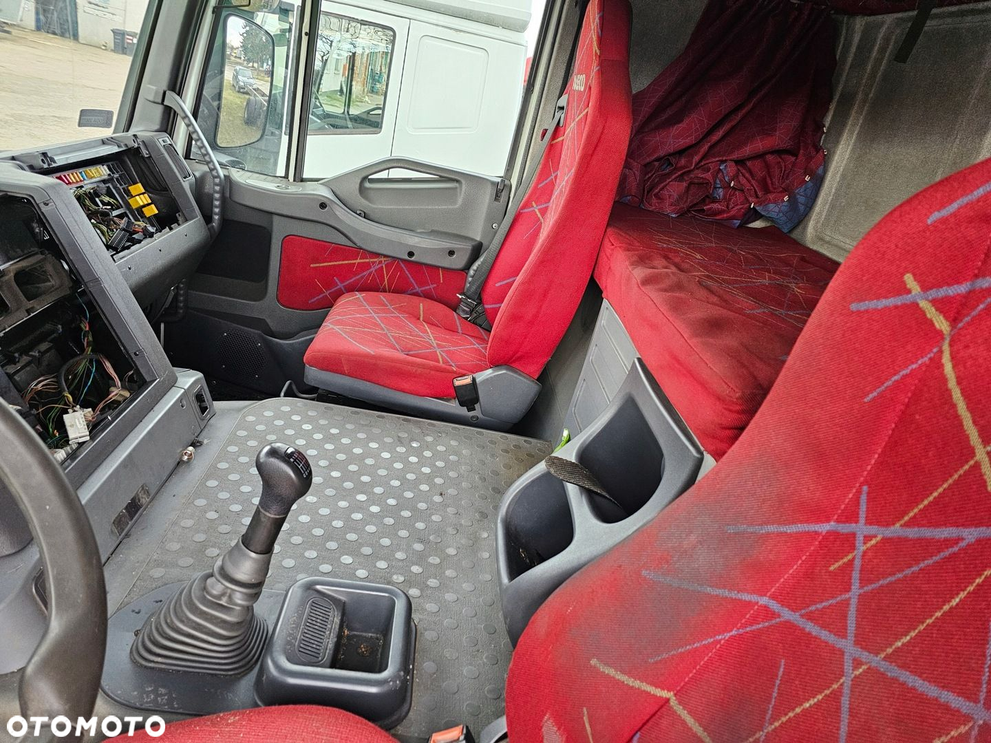 KABINA KOKPIT KONSOLA WNĘTRZE IVECO STRALIS 02-07 rok - 12