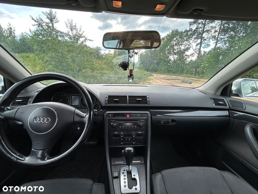 Audi A4 Avant 1.8 T multitronic - 12