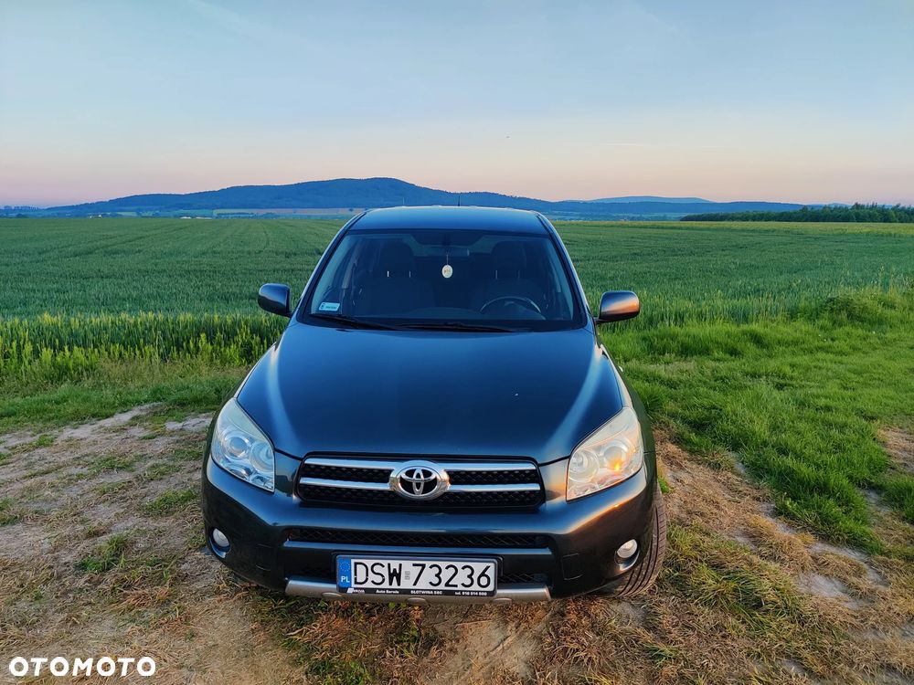 Toyota RAV4 2.0 4x4 - 25