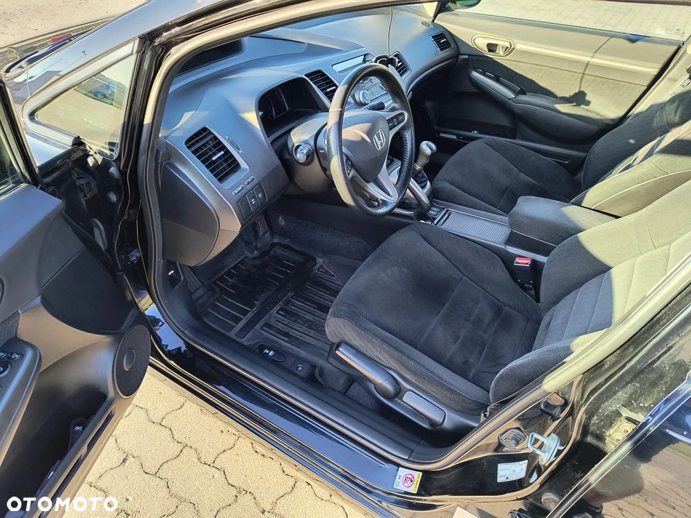 Honda Civic 1.8 Executive - 7