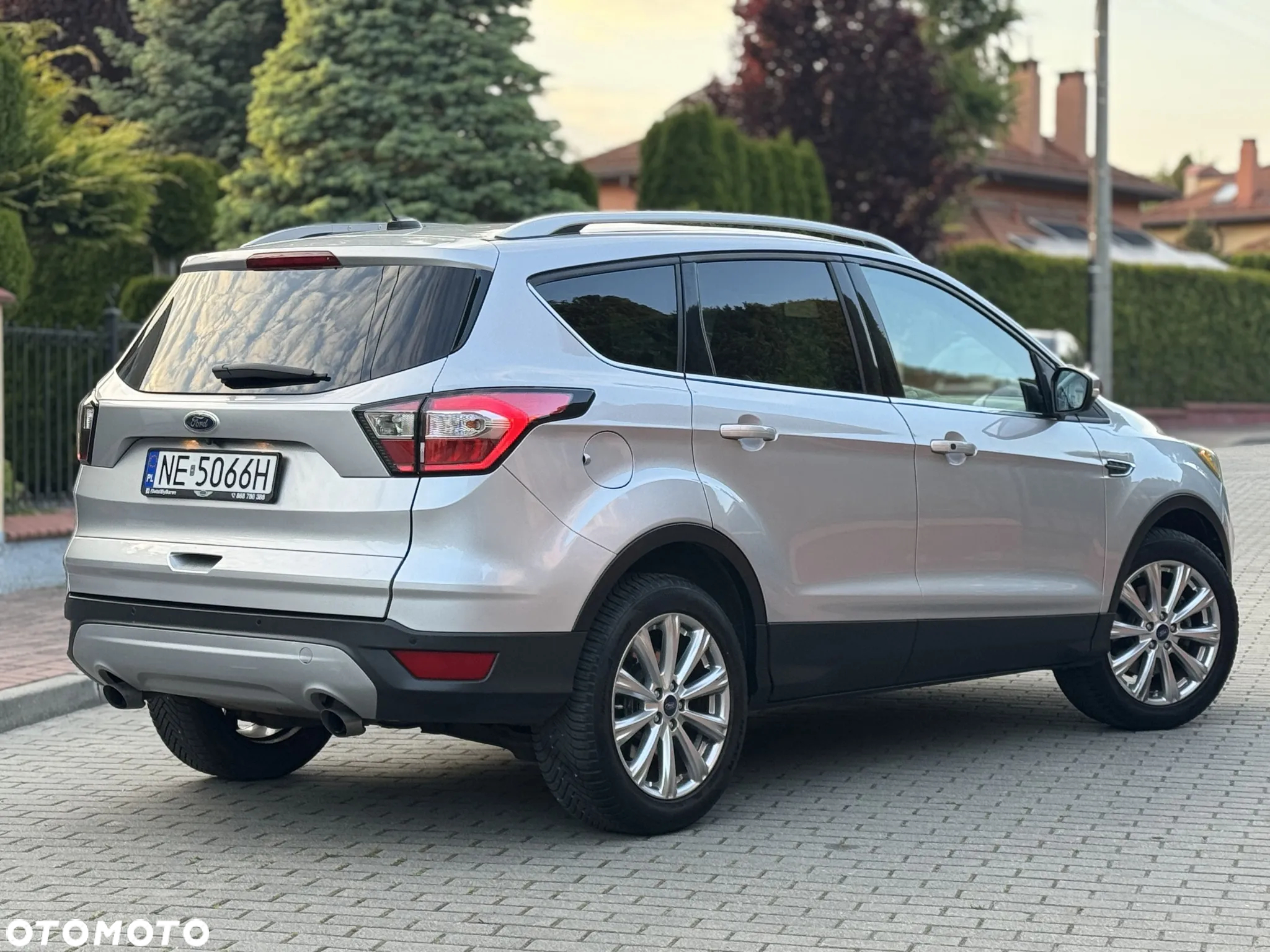 Ford Escape - 2