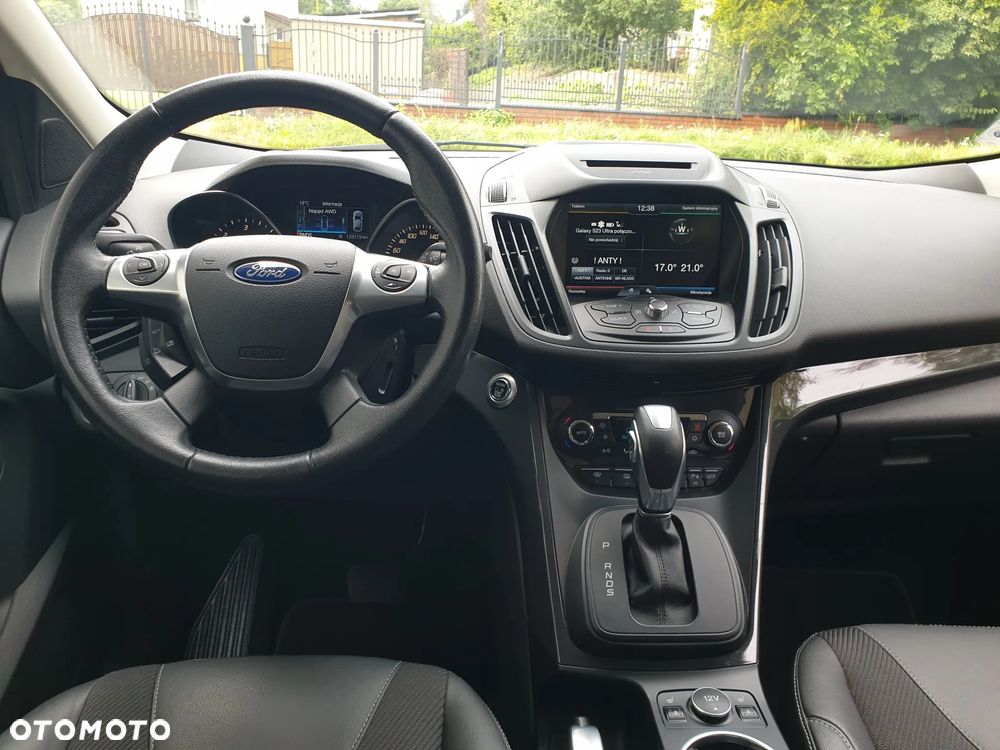 Ford Kuga 2.0 TDCi 4x4 Titanium - 6
