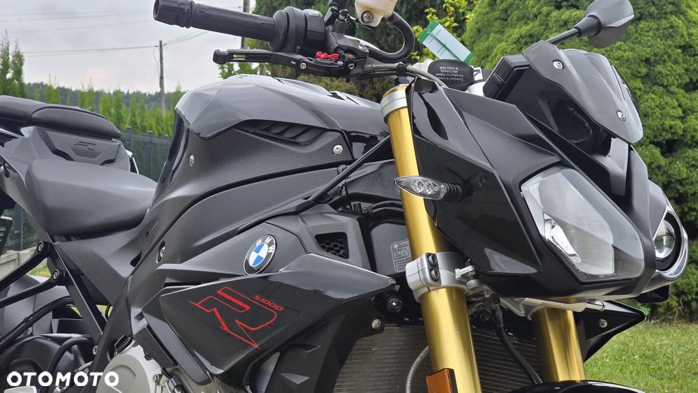 BMW S - 23