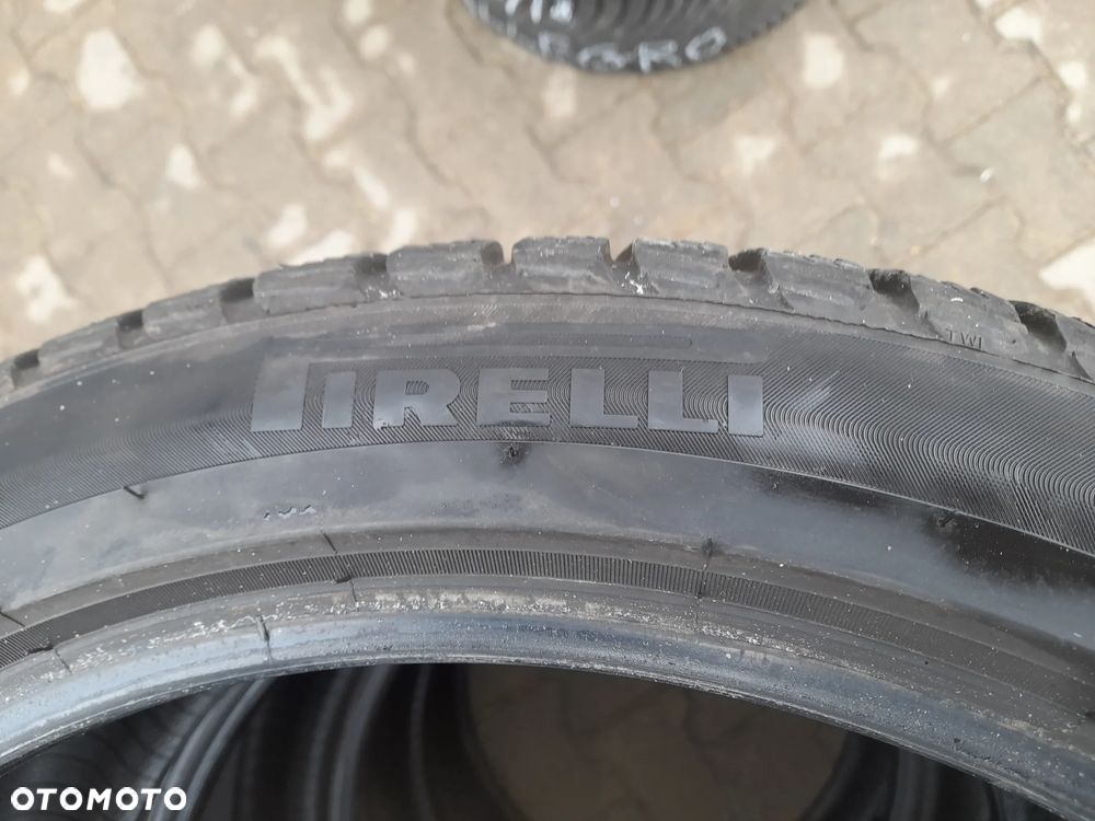 Opony zimowe Pirelli Winter Sottozero 3 255/40 20 101V M+S - 2